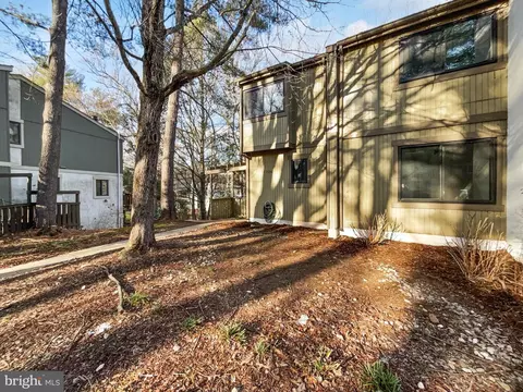 11736 Decade Ct, Reston, VA 20191 photo 16