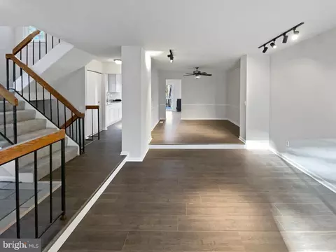 11736 Decade Ct, Reston, VA 20191 photo 24
