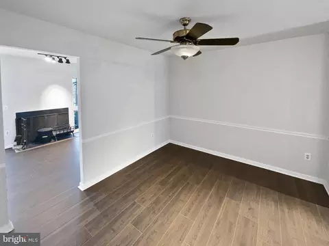 11736 Decade Ct, Reston, VA 20191 photo 31