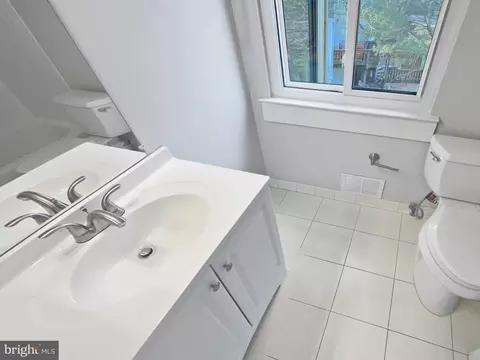 11736 Decade Ct, Reston, VA 20191 photo 55