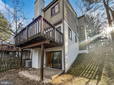 11736 Decade Ct, Reston, VA 20191 photo 9