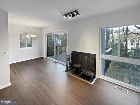 11736 Decade Ct, Reston, VA 20191 photo 34