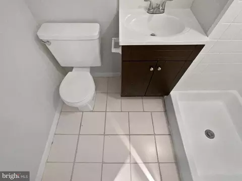11736 Decade Ct, Reston, VA 20191 photo 14