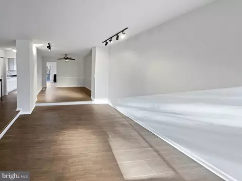 11736 Decade Ct, Reston, VA 20191 photo 25
