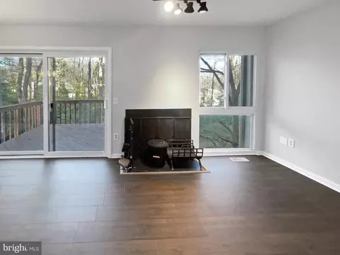 11736 Decade Ct, Reston, VA 20191 photo 33