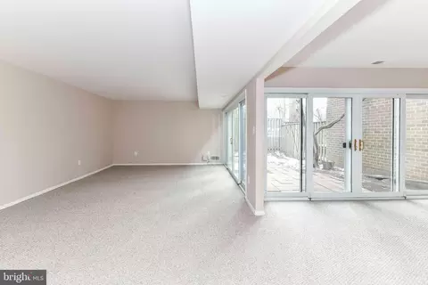 11332 Links Dr, Reston, VA 20190 photo 17