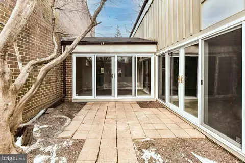 11332 Links Dr, Reston, VA 20190 photo 29