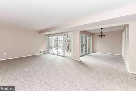 11332 Links Dr, Reston, VA 20190 photo 18