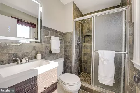 7829 Richfield Rd, Springfield, VA 22153 photo 18