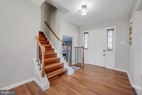 7829 Richfield Rd, Springfield, VA 22153 photo 5
