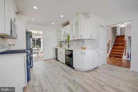 7829 Richfield Rd, Springfield, VA 22153 photo 13