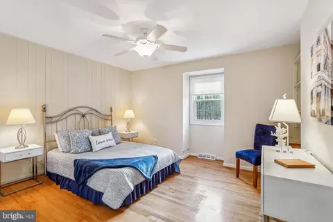Bedroom - 2361 Gallant Fox Ct, Reston, VA 20191 photo 5 of 6