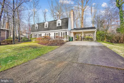 Exterior - 2361 Gallant Fox Ct, Reston, VA 20191 photo 3 of 7