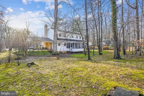 Exterior - 2361 Gallant Fox Ct, Reston, VA 20191 photo 5 of 7