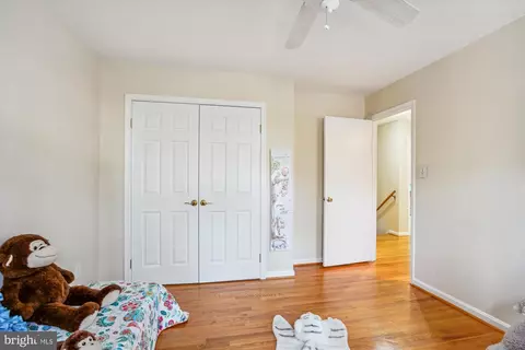 Bedroom - 2361 Gallant Fox Ct, Reston, VA 20191 photo 4 of 6