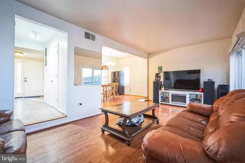 Entry Way - 2228 Lofty Heights Pl, Reston, VA 20191 photo 1 of 6