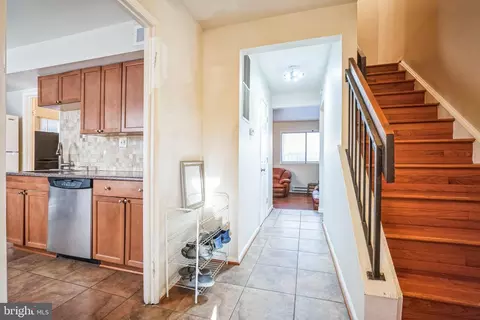 Entry Way - 2228 Lofty Heights Pl, Reston, VA 20191 photo 3 of 6