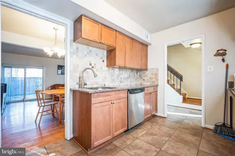 Kitchen - 2228 Lofty Heights Pl, Reston, VA 20191 photo 2 of 3