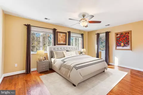 Bedroom - 1071 Spring Hill Rd, Mclean, VA 22102 photo 5 of 6