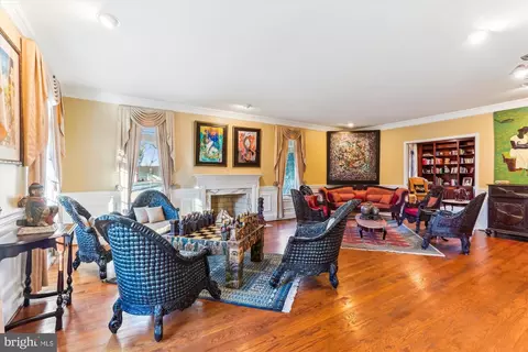 Living - 1071 Spring Hill Rd, Mclean, VA 22102 photo 2 of 3