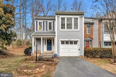 3886 Waythorn Pl, Fairfax, VA 22033