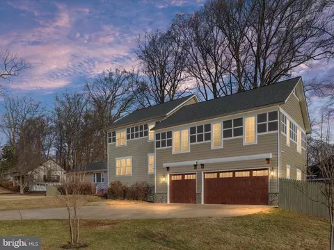 10704 Rosehaven St, Fairfax, VA 22030