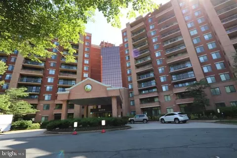2230 George C Marshall Dr #610, Falls Church, VA 22043