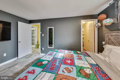 8097 Barcarole Ct, Springfield, VA 22153 photo 23