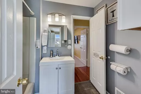 8097 Barcarole Ct, Springfield, VA 22153 photo 12