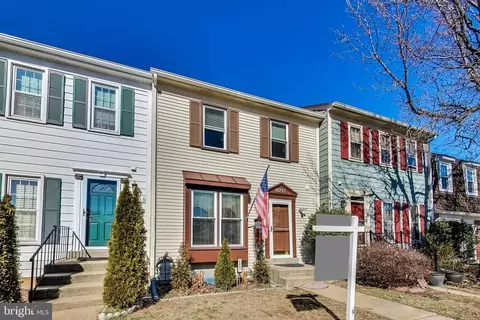 8097 Barcarole Ct, Springfield, VA 22153 photo 2