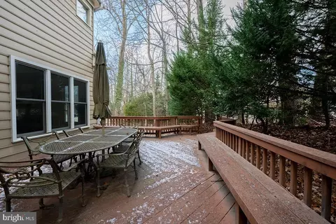 Exterior - 6401 Oak Meadow Way, Mclean, VA 22101 photo 8 of 11