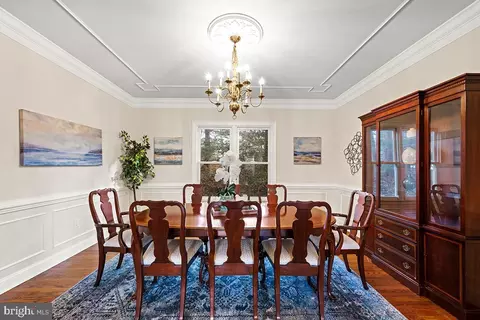 Dining - 6401 Oak Meadow Way, Mclean, VA 22101 photo 5 of 6