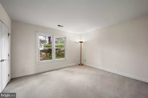 Bedroom - 6401 Oak Meadow Way, Mclean, VA 22101 photo 6 of 8