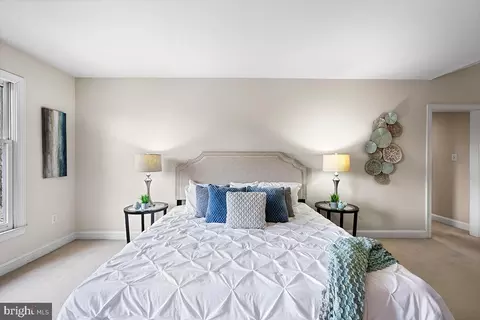 Bedroom - 6401 Oak Meadow Way, Mclean, VA 22101 photo 4 of 8