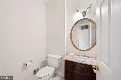 Bath - 6401 Oak Meadow Way, Mclean, VA 22101 photo 1 of 8