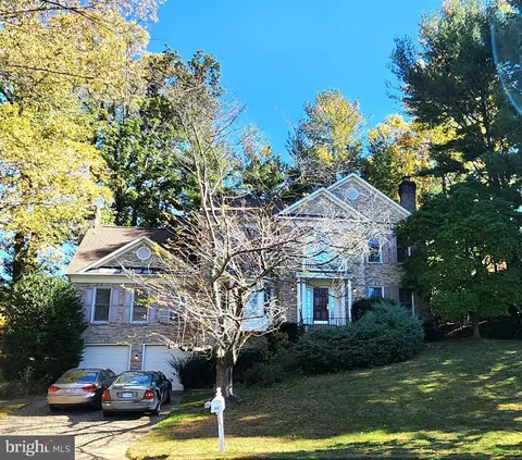 6401 Oak Meadow Way, Mclean, VA 22101