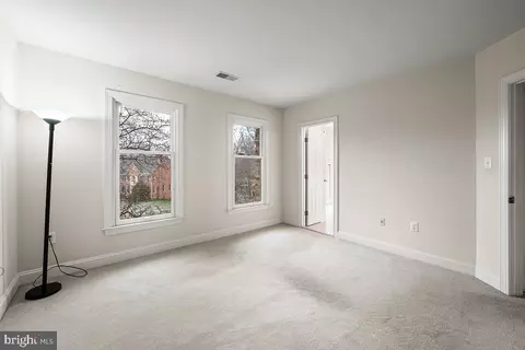 Bedroom - 6401 Oak Meadow Way, Mclean, VA 22101 photo 7 of 8