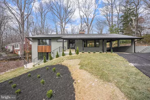 6326 Cavalier Corridor, Falls Church, VA 22044