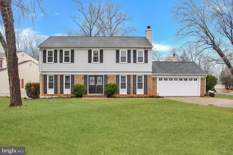 5301 Dunleigh Ct, Burke, VA 22015