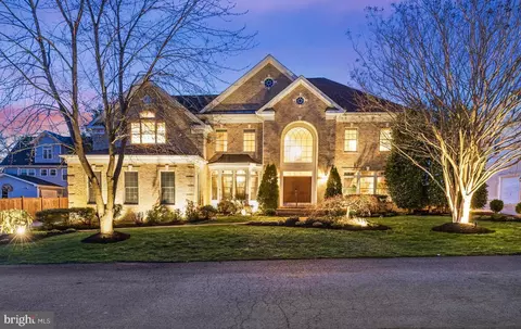 4018 Annandale Rd, Annandale, VA 22003
