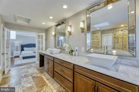 Bath - 7134 Merrimac Dr, Mclean, VA 22101 photo 2 of 3