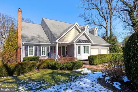 Exterior - 7134 Merrimac Dr, Mclean, VA 22101 photo 3 of 14