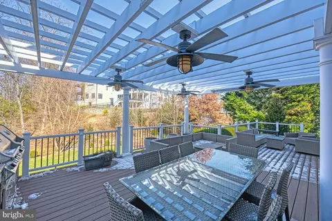 Exterior - 7134 Merrimac Dr, Mclean, VA 22101 photo 6 of 14