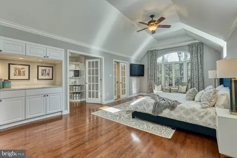 Bedroom - 7134 Merrimac Dr, Mclean, VA 22101 photo 1 of 7