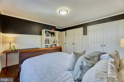 Bedroom - 7134 Merrimac Dr, Mclean, VA 22101 photo 5 of 7