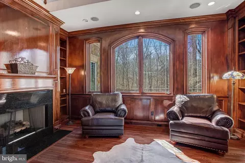 Other - 7024 Green Oak Dr, Mclean, VA 22101 photo 7 of 38