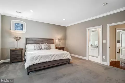 Bedroom - 7024 Green Oak Dr, Mclean, VA 22101 photo 20 of 20