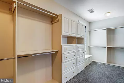 Other - 7024 Green Oak Dr, Mclean, VA 22101 photo 14 of 38