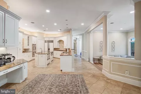 Other - 7024 Green Oak Dr, Mclean, VA 22101 photo 4 of 38