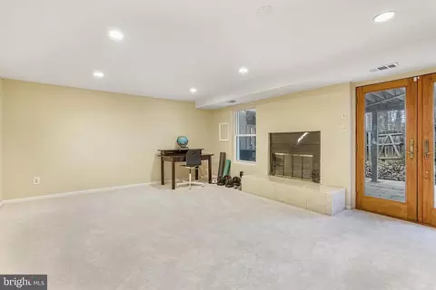 6420 Old Scotts Ct, Springfield, VA 22152 photo 35